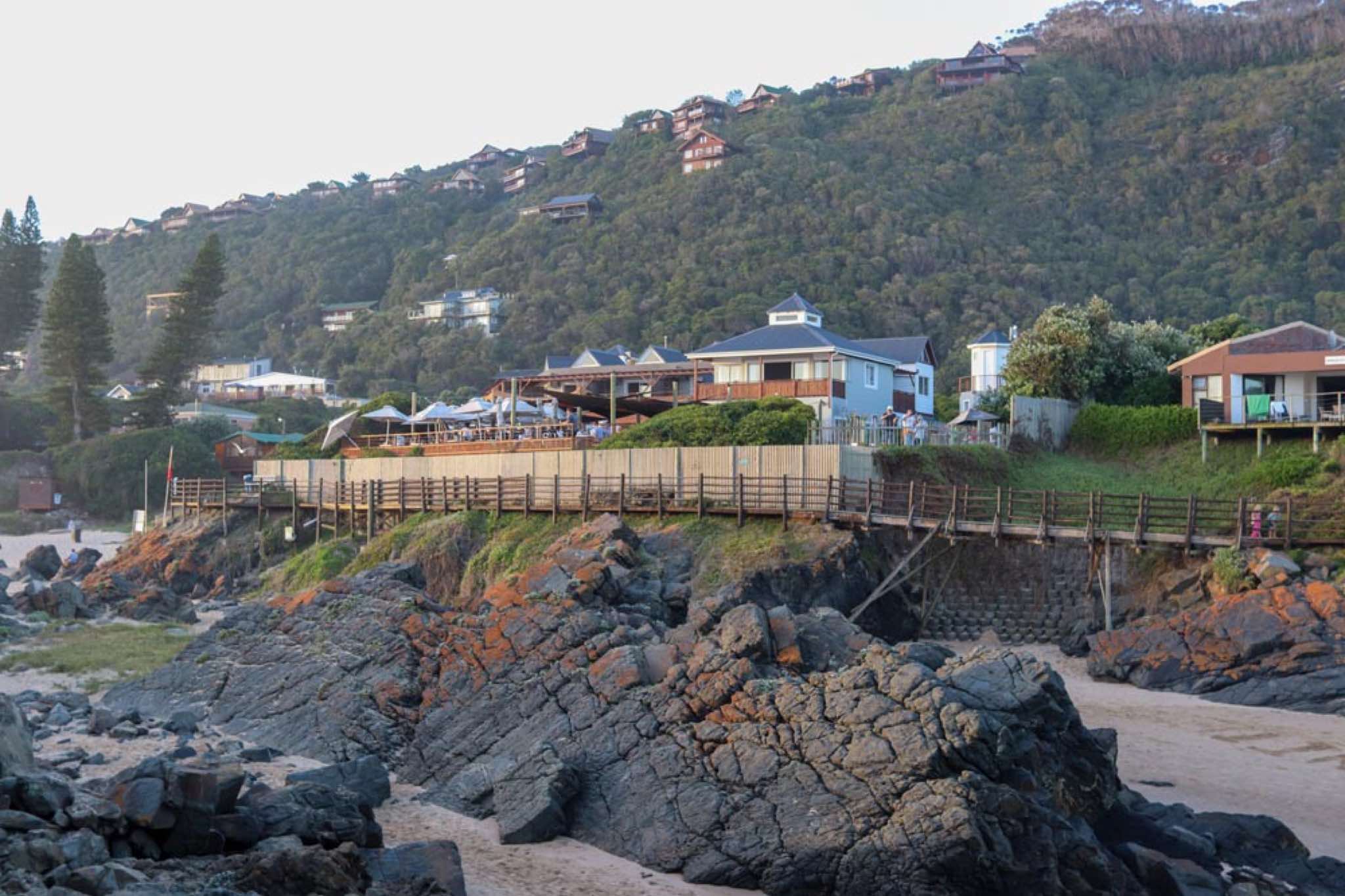 Picnic Rock Seaside Photo Gallery